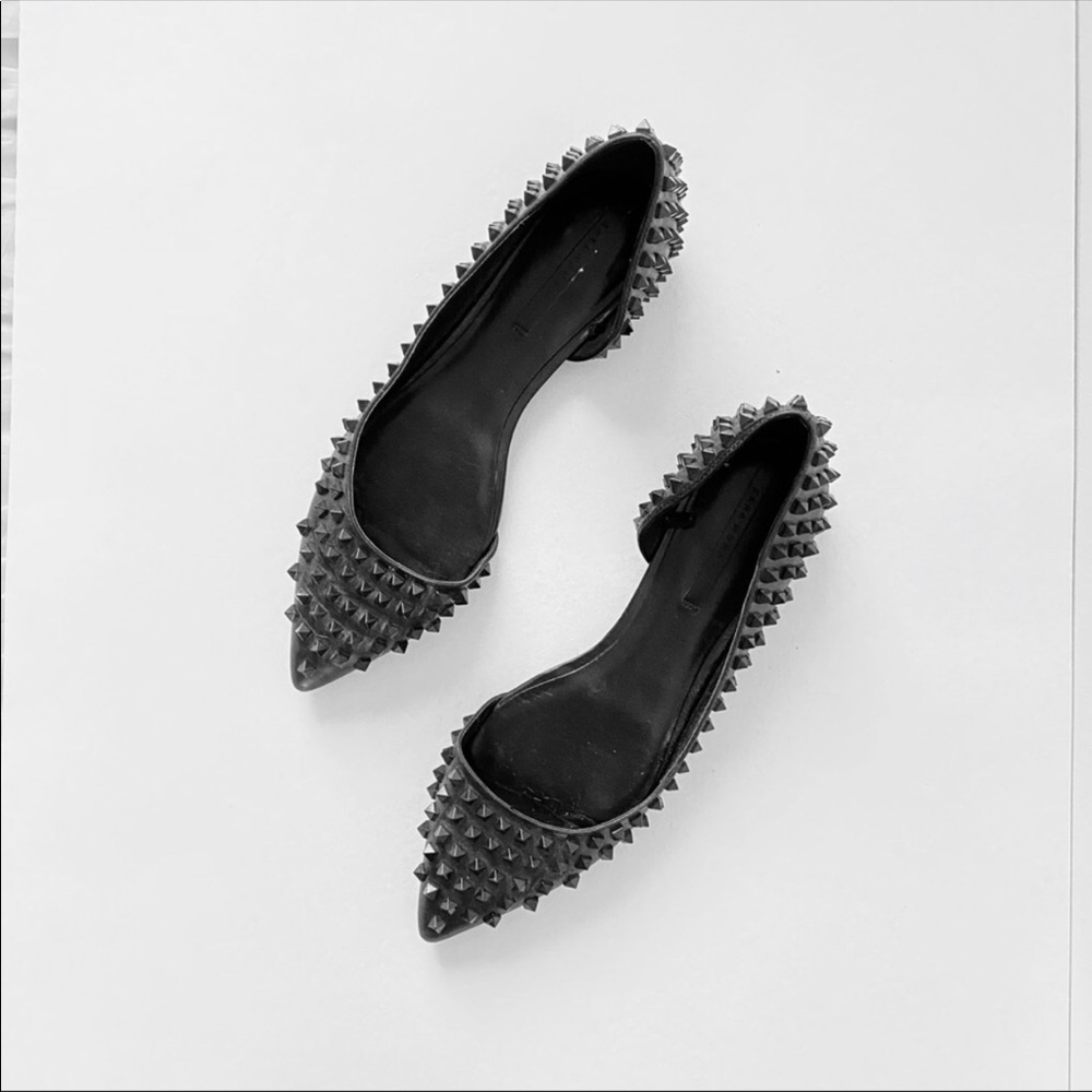 ISO ZARA STUDDED BLACK FLATS SIZE 11